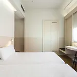 Confort Szálloda 3*
