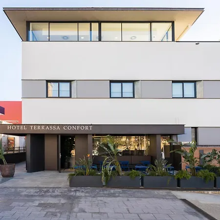 Hotel Confort 3*