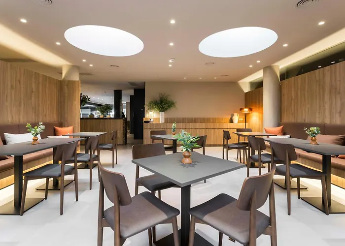 Confort Hotel 3*