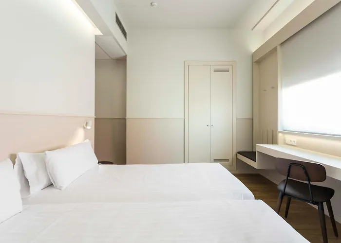 Confort Hotel 3*